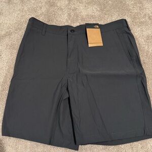 The North Face Men’s 36 Regular Spray Short Asphalt Grey New with Tags